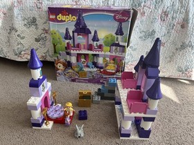 LEGO DUPLO 10595 Sofia the First  Sofia&rsquo;s Royal Castle  Retired Set w/ Box