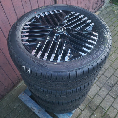 Radsatz Sommerreifen NISSAN LEAF Alufelgen +RDKS DUNLOP ENASAVE 215/50R17 91V