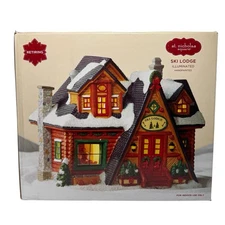 St Nicholas Square Village Ski Lodge Illuminated & Hand painted Retired 2018