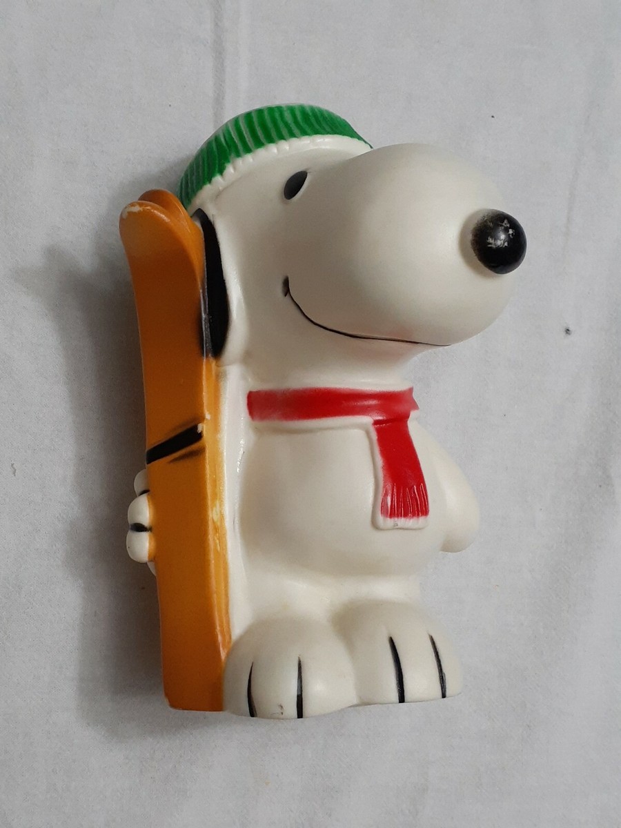 スヌーピー　ビンテージバンク Vintage SNOOPY bank 1966 plastic PEANUTS ~ Skiing snoopy ~no plug