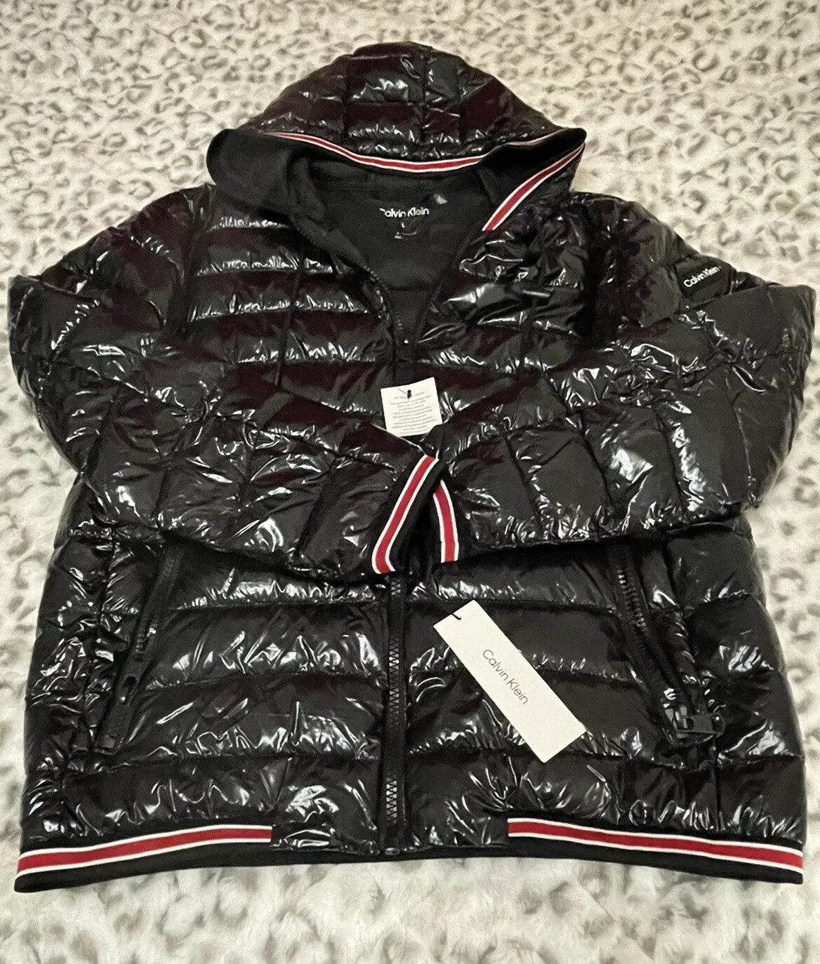 NWT Calvin Klein Womens Black Chevron 