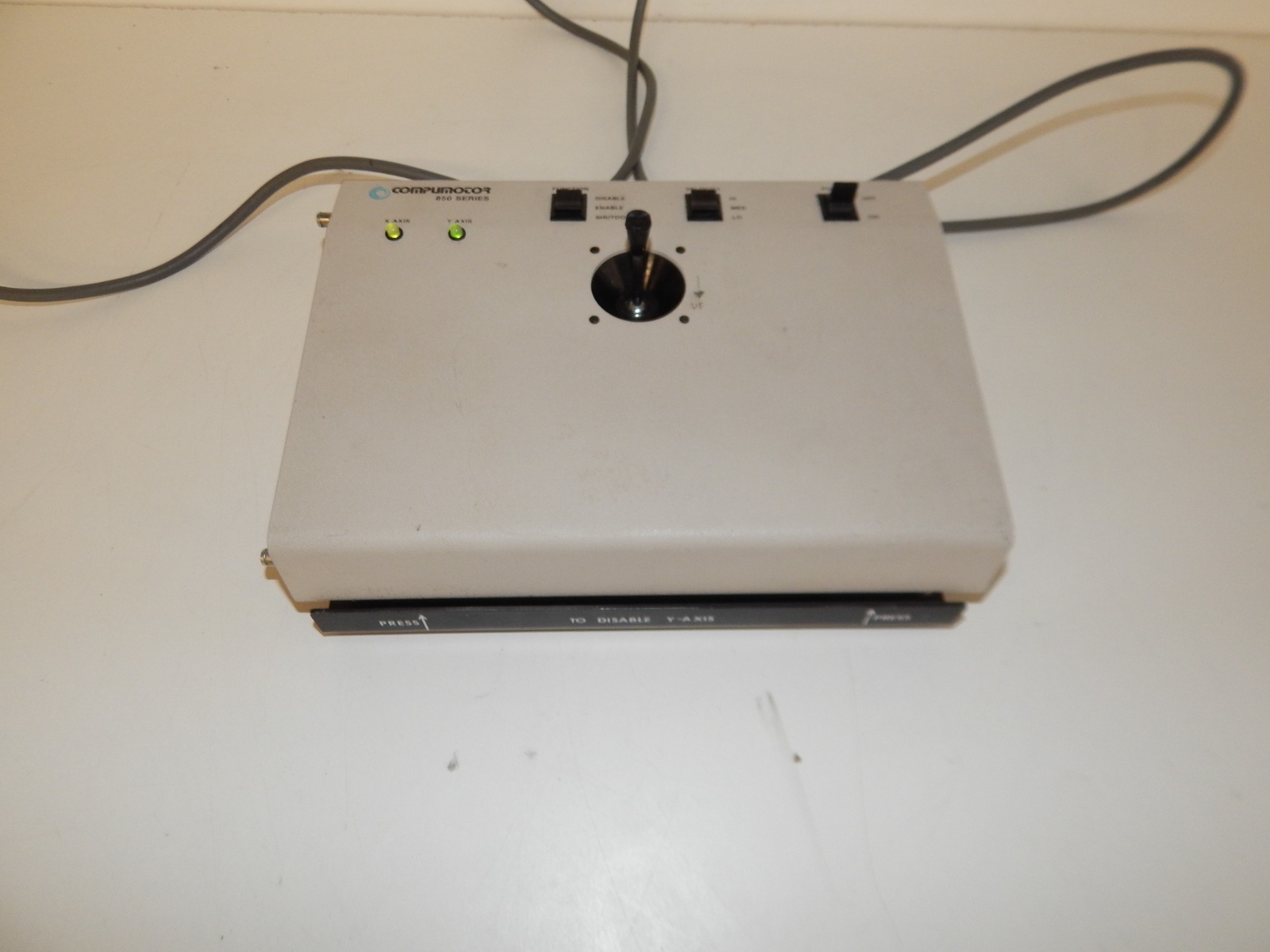 Compumotor MODEL 852 850 Series X Y Axis W/ 2100-2-P Indexer (UCQ73)