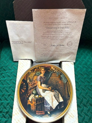 Norman Rockwell ''DREAMING IN THE ATTIC'' - 1st ISSUE w/ Box & COA - MINT