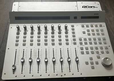 ICON QCON PRO - 8 KANAL DAW CONTROLLER MIT MOTORISIERTEN FADERN IN OVP