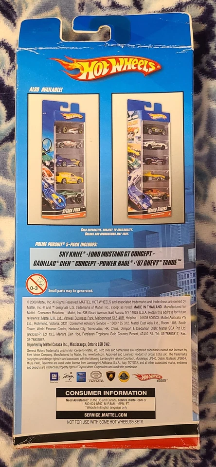 Hot Wheels New 2009 "Police Pursuit" 5 Pack R0965 With Helicopter & 4 Vehicles - Image 3 of 4