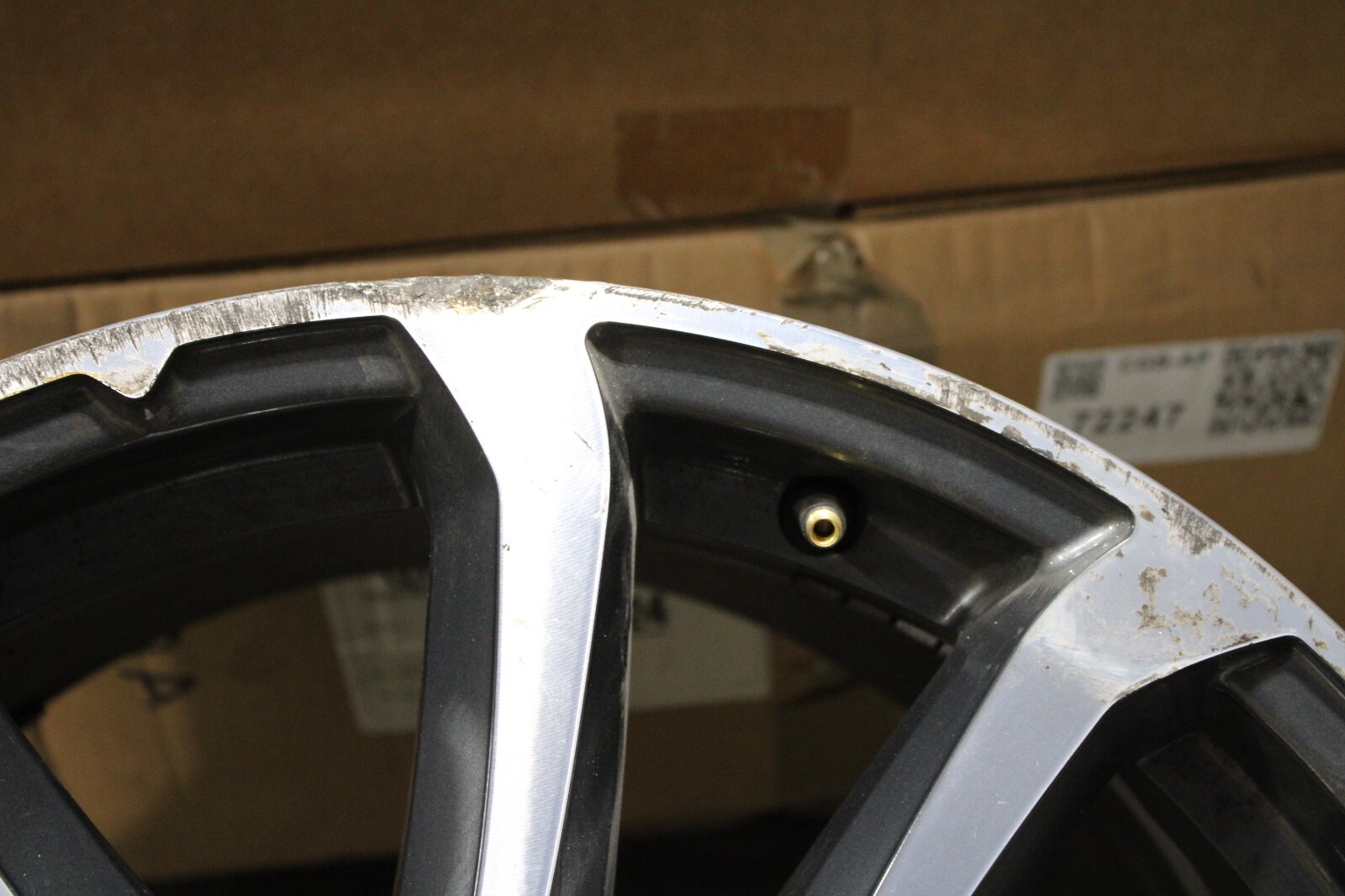 17 18 19 Maserati Levante OEM Wheel Rim REAR 19x10.5 19" 670044704 96416
