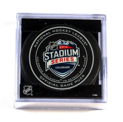 2016 Stadium Series Colorado Avalanche vs Red Wings NHL Game Puck Sealed New