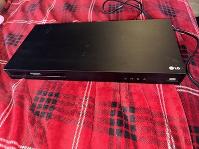 LG UBK90 4K Ultra HD Blu-ray Disc Player Dolby Vision NO REMOTE Clean