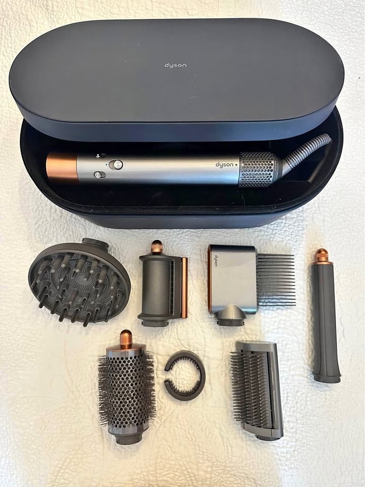 2024 Dyson Airwrap (Warranty Included) | eBay