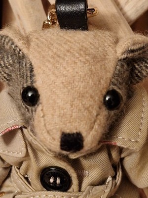 burberry schlüsselanhänger Charm Bär Thomas aus Kaschmir im original Karton