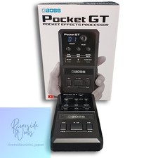BOSS Pocket GT Portable Guitar Effects Proces...