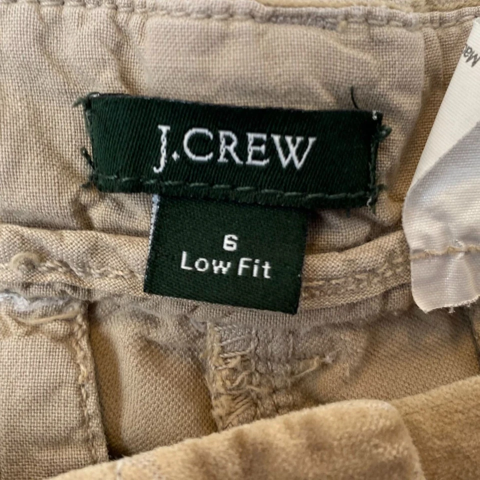 Pantalones para mujer J.Crew talla 6 calce bajo caqui terciopelo pierna acampanada clásicos informales retro Foto 2 de 4