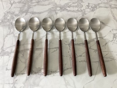 7 PC WALNUT HANDLE 8  SPOONS. STAINLESS BOWL. 3 WITH THE WORD  SLURP  IN BOWL