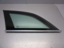 MERCEDES C-Klasse S204 W204 T-Model Seitenscheibe Scheibe hinten links (302) MERCEDES C-Klasse S204 W204 T-Model Seitenscheibe Scheibe hinten links (302)