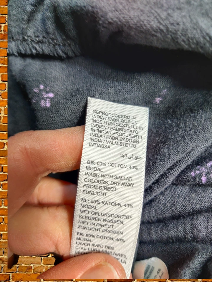 FAT FACE SIZE UK 6 BLACK FLORAL 3/4 SLEEVE CASUAL WRAP T SHIRT MIDI DRESS - Image 4 of 4