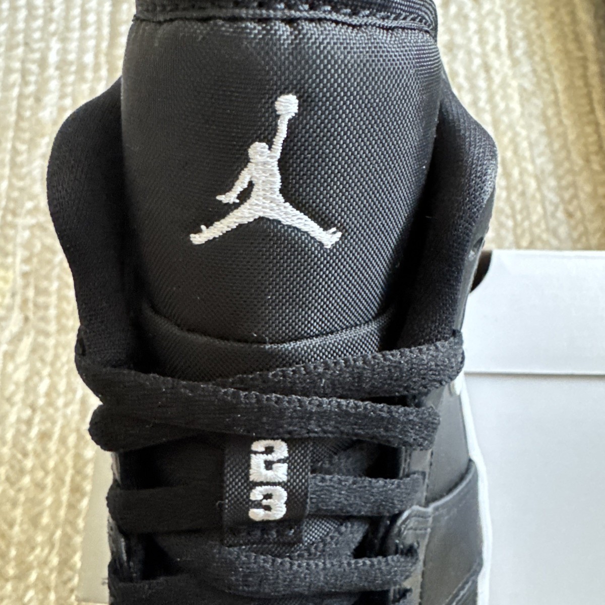 新品　未使用　Nike Air Jordan 1 Low ブラック/ホワイト 2025年最新】エアジョーダン1ローの人気アイテム - メルカリ