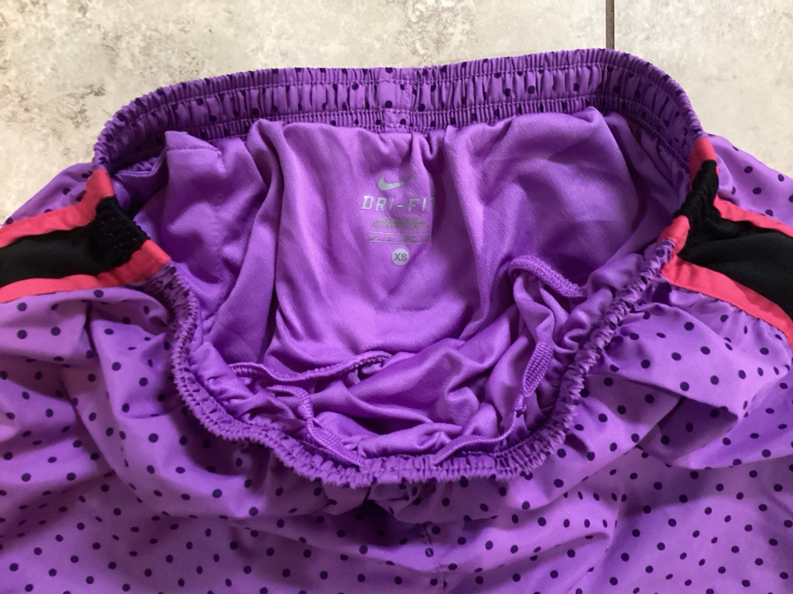 Picture 2 of 5