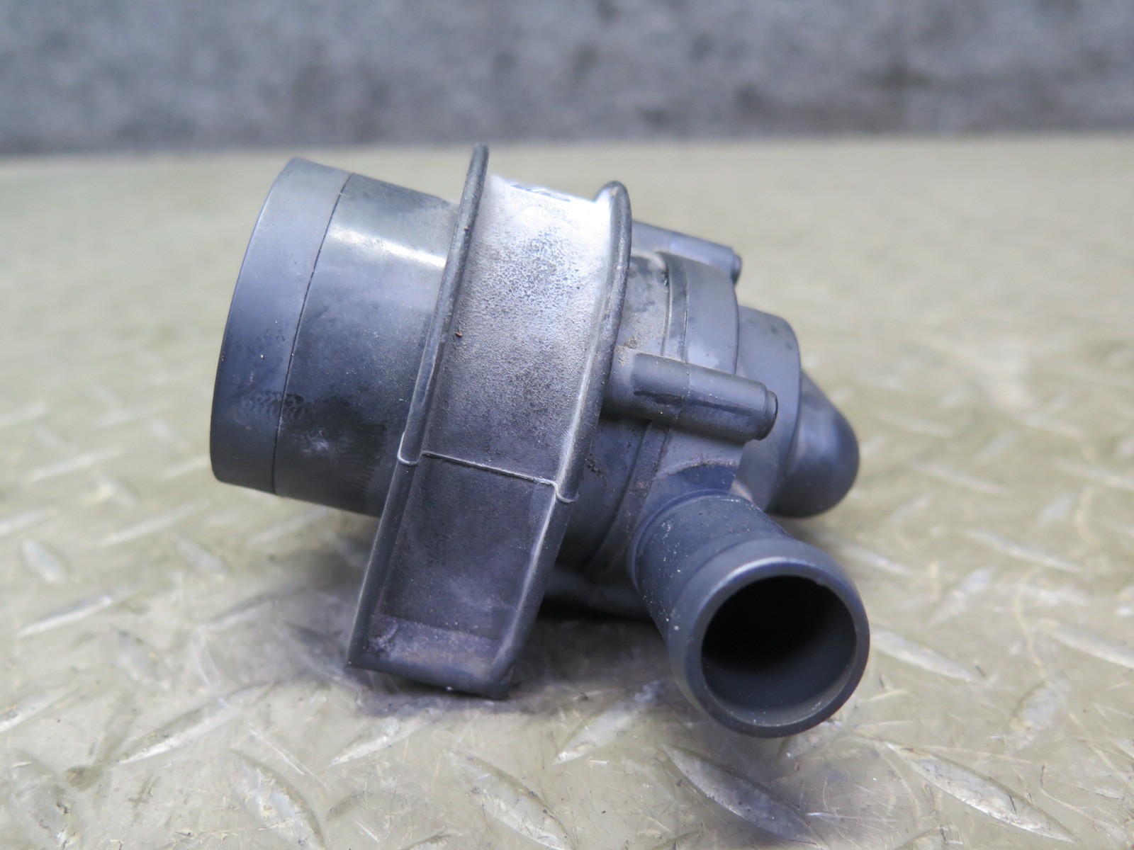 2006-2012 BENTLEY FLYING SPUR 6.0L ENGINE  AUXILIARY WATER COOLANT PUMP SET