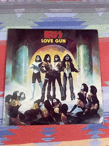 Kiss - Love Gun LP NBLP 7057 1977 1st Pressing Santa Maria Sterling vinyl lp
