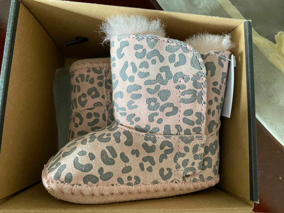  $65 UGG Australia Bebé Niña Cassie Leopardo Rosa Botines Talla 2/3 6-12 Meses Foto 3 de 4