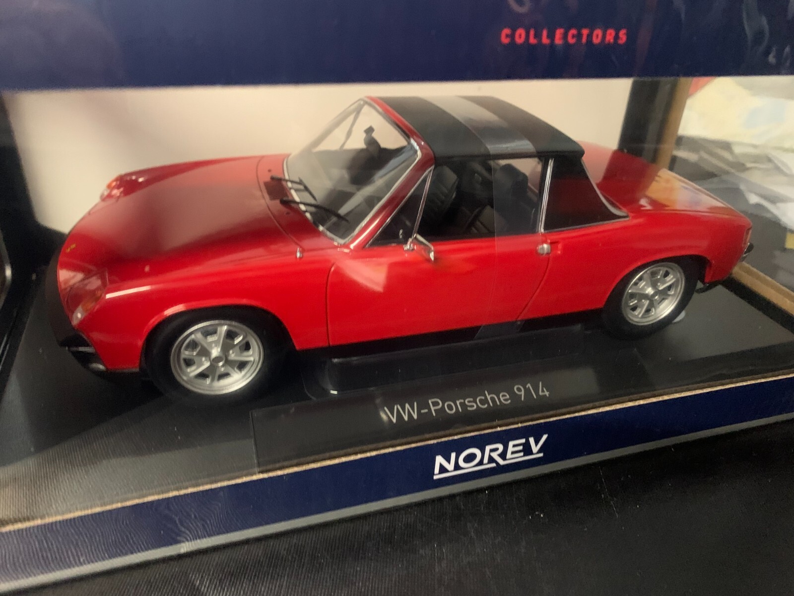 Miniature VW Porsche 914 1.7 Norev 1:18 rouge, voiture de collection ancienne 1972 en métal diecast