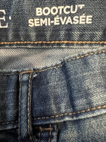 Childrens Place Boys Size 8 Bootcut Denim Blue Jeans Adjustable Waist - Picture 7 of 7