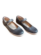 Taos Steel Gray Leather Forward Mary Jane Flats Casual Comfort Shoes Size 10