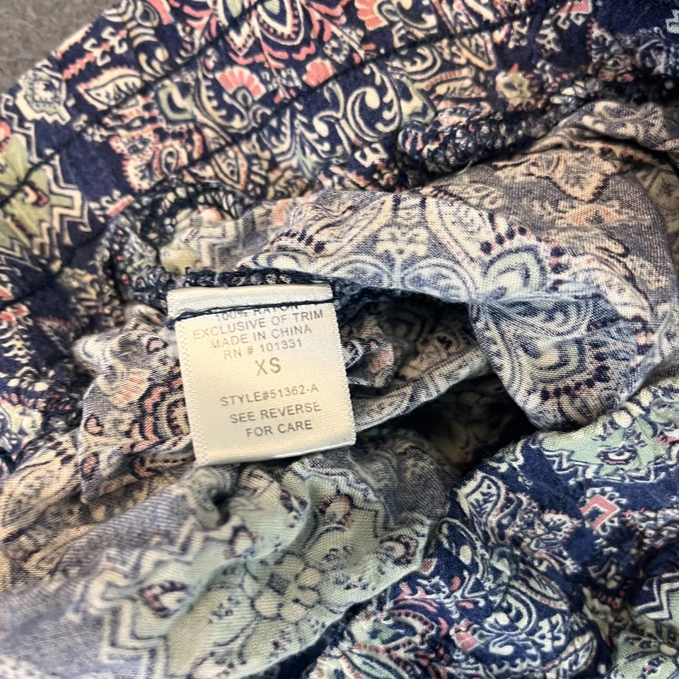 Pantalones Cortos Charlotte Russe Paisley Para Mujer XS Fluidos Florales Ornamentados Púrpura Volantes Foto 3 de 4