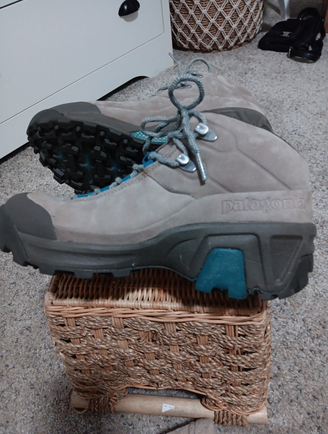 WOMANS PATAGONIA BURLAP HIKERS NWOB thumbnail 5