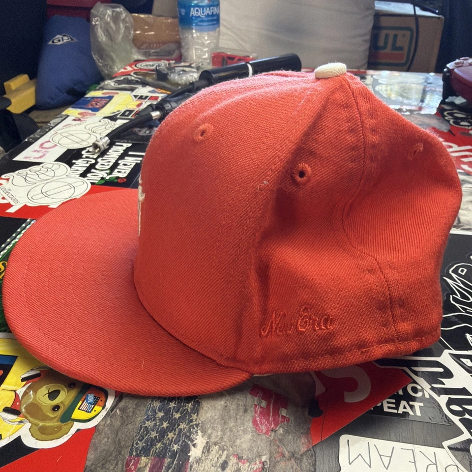 Sombrero ajustado Fear Of God Essentials New Era 7 3/8 naranja lana 5950 Pro niebla mlb Foto 2 de 4