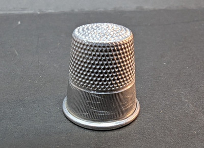 Vintage Silver Tone Sewing Thimble Size 6  So Easy  Maker No Monogram
