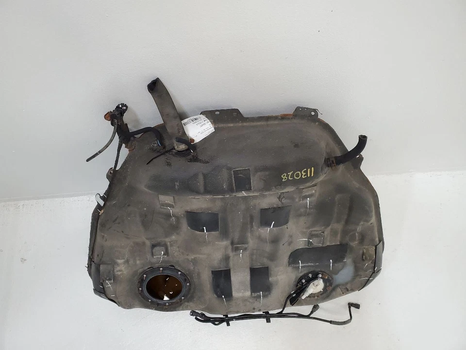 2010-2012 SUBARU LEGACY Fuel Tank Without Turbo 18 Gallon 42012AJ01A - Image 2 of 4