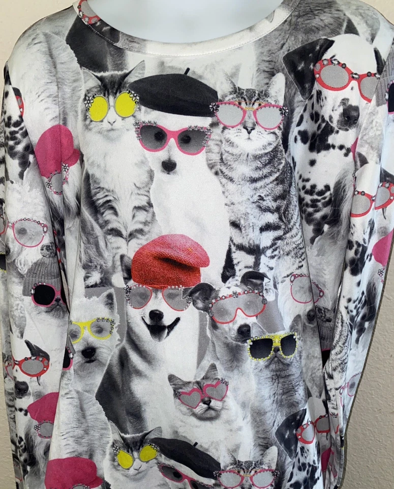 Conjunto de macacões e camisas para meninas novo com etiquetas tamanho M  - Imagem 2 de 2