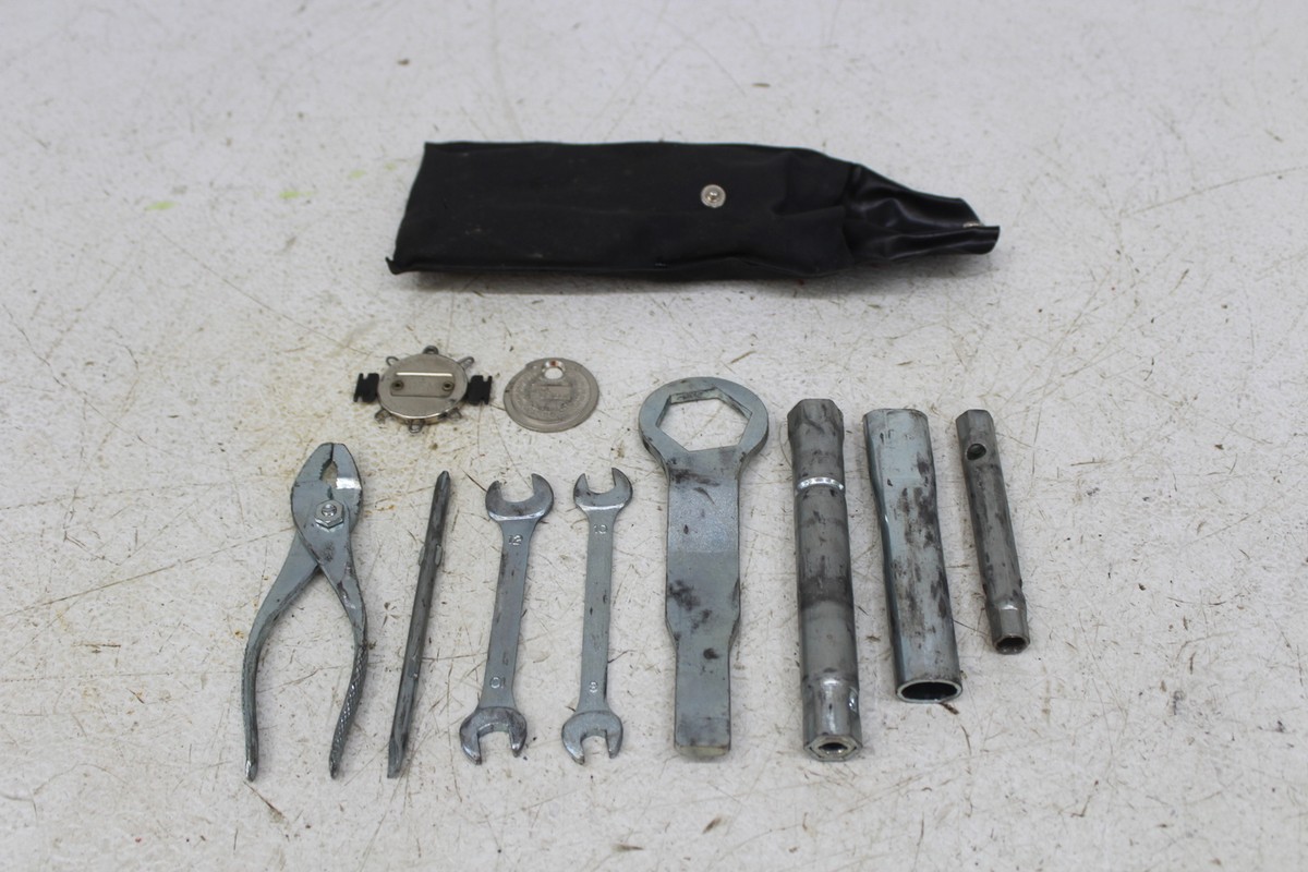 2002 KAWASAKI NINJA ZX6R ZX600J STOCK TOOLS OEM TOOL BAG KIT 2002 KAWASAKI NINJA ZX6R ZX600J STOCK TOOLS OEM TOOL BAG KIT
