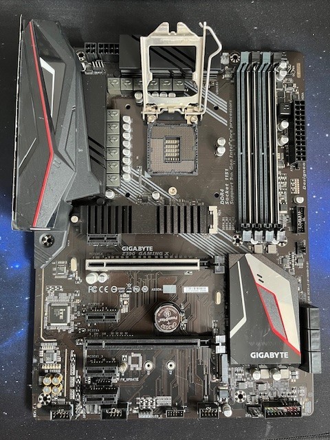 Gaming PC Motherboard Gigabyte Z390 GAMING X for 8th 9th gen intel i3 i5 i7 i9