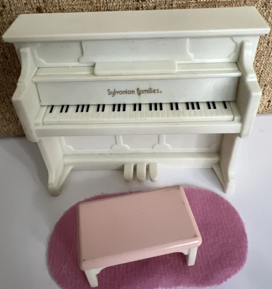 Lote de muebles de escritorio piano y cama Sylvanian Calico Critters Foto 4 de 4