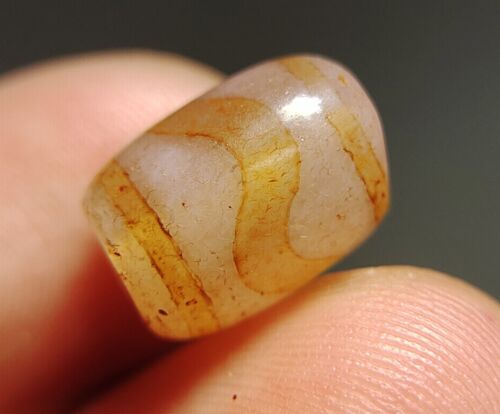 tibetan ancient genuine agate tiger tooth dzi bead amulet old water wave pendant - Picture 1 of 8