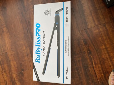 BaBylissPRO Nano Titanium 1½ '' Ultra-Thin Flat Iron Black & Blue | BNTMB4073TUC