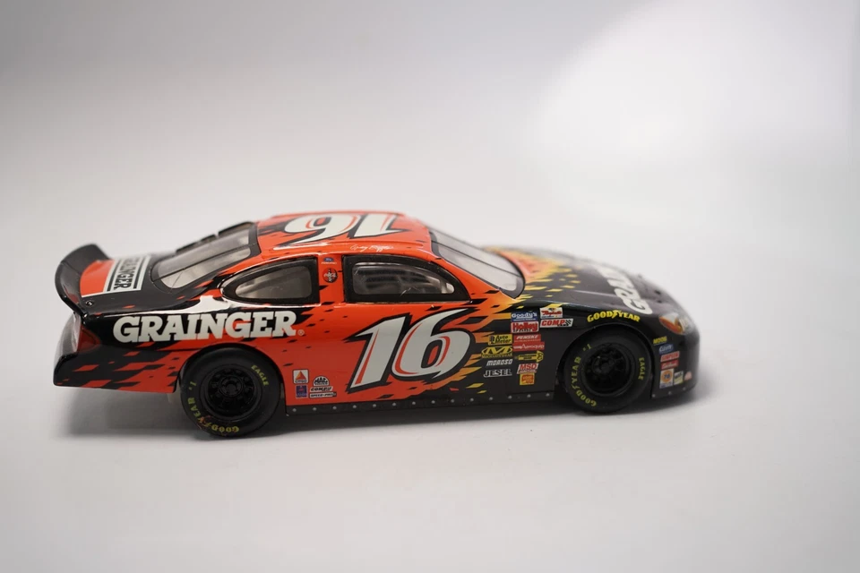 Hotwheels Mattel Nascar 1999 fundido a presión 1:24 Greg Biffle #16 exhibición de coche Grainger Foto 3 de 4
