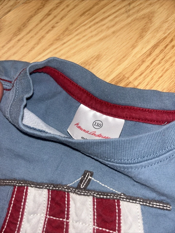 Hanna Andersson Boy Top Barco Pirata Azul 110 Foto 4 de 4