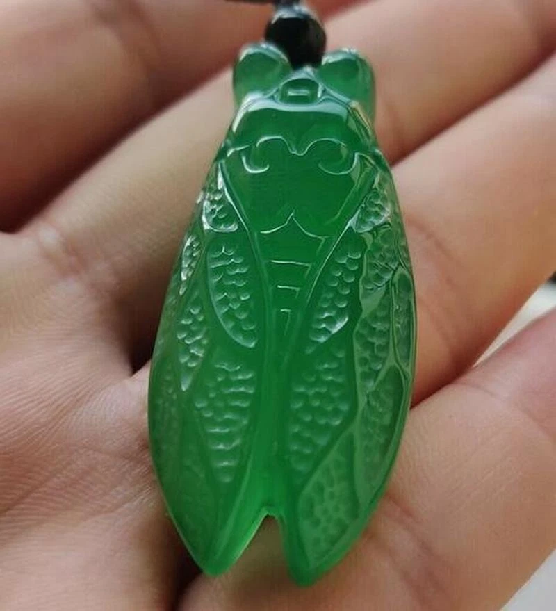 Jade on sale cicada pendant