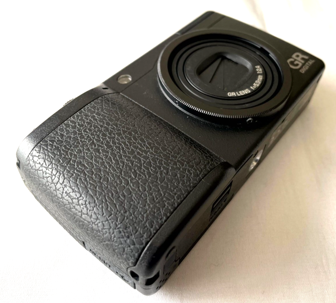 Ricoh GR II Full 1080p H.264 HD 3 Inch LCD HDMI 16.2MP Digital