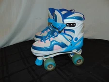 Sulifeel Roller Skates Size 13 Child 3 Youth Rainbow Adjustable Light Up Wheels