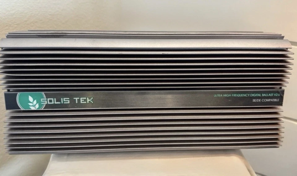 Iluminación digital SOLIS TEK Foto 2 de 4