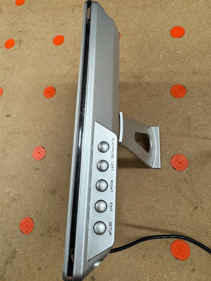 Kitvision 7" inch Digital Silver Photo Frame (DPK7SIK) - used TESTED working - Image 3 of 4