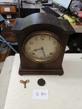 SESSIONS BRACKET STYLE MANTLE CLOCK WITH KEY