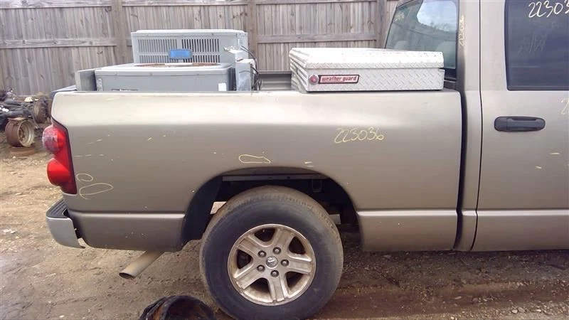 (LOCAL PICKUP ONLY) Driver Front Door Chassis Quad Cab Fits 06-10 DODGE 3500 PIC - Image 3 of 4