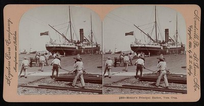 Photo:Mexico's principal harbor, Vera Cruz 1900