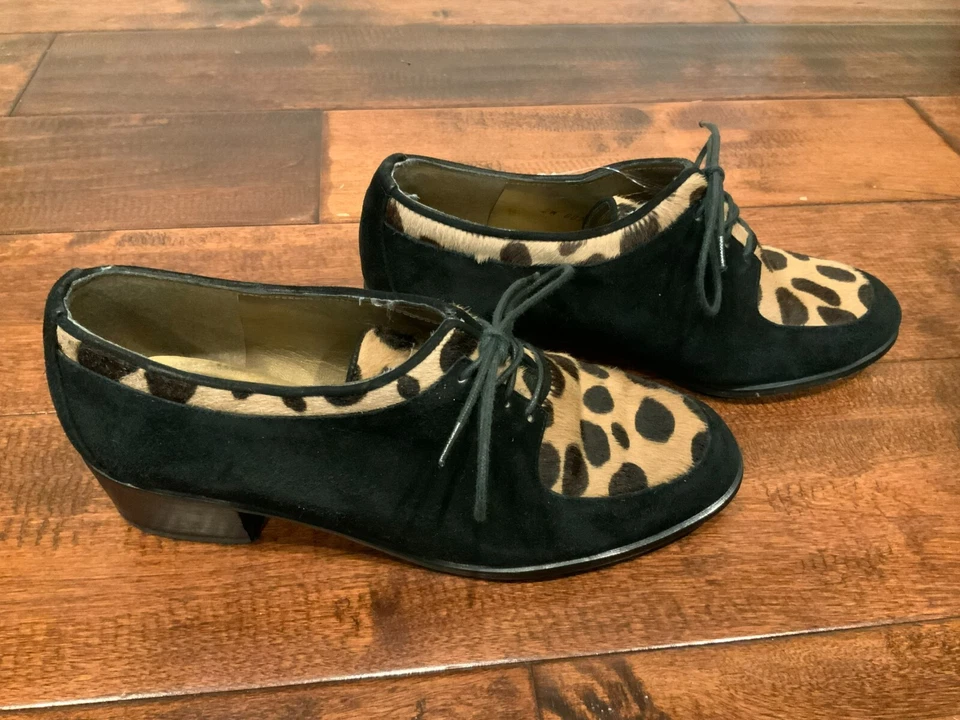 Stuart Weitzman Brown Animal Print & Black Suede Lace-Up Loafers, Size 7 (US) - Image 4 of 4