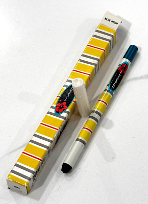 MAC Surf Baby Powerpoint Eye Pencil BLUE NOON **read details**